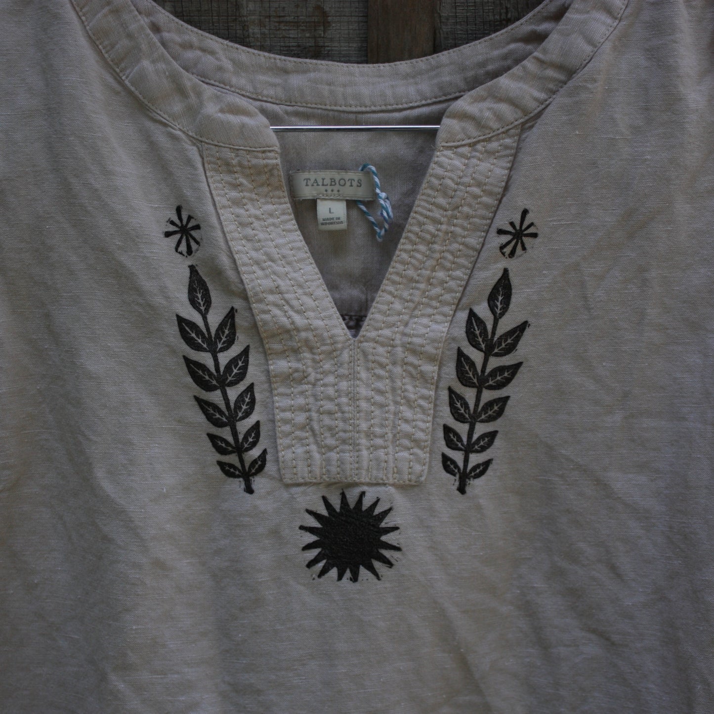 wolf and sun linen top