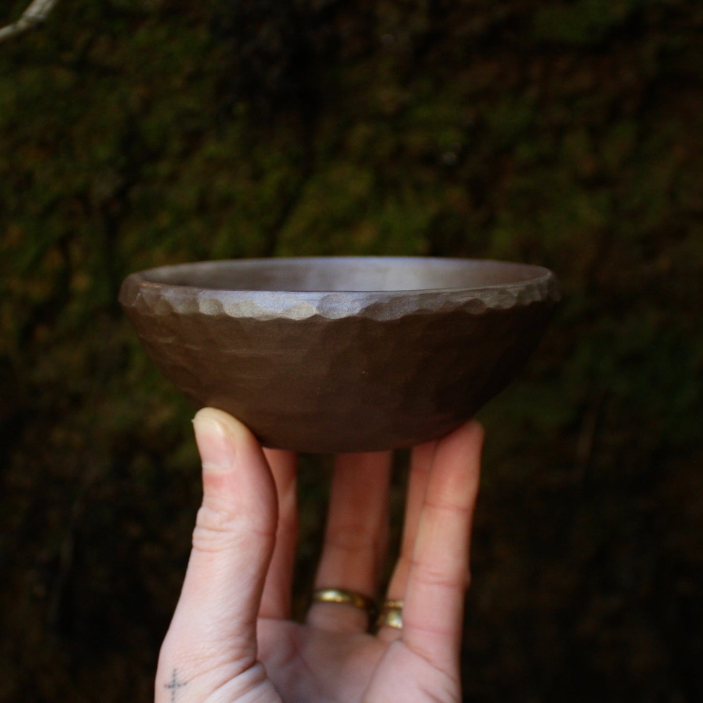 Small hammered bowl set